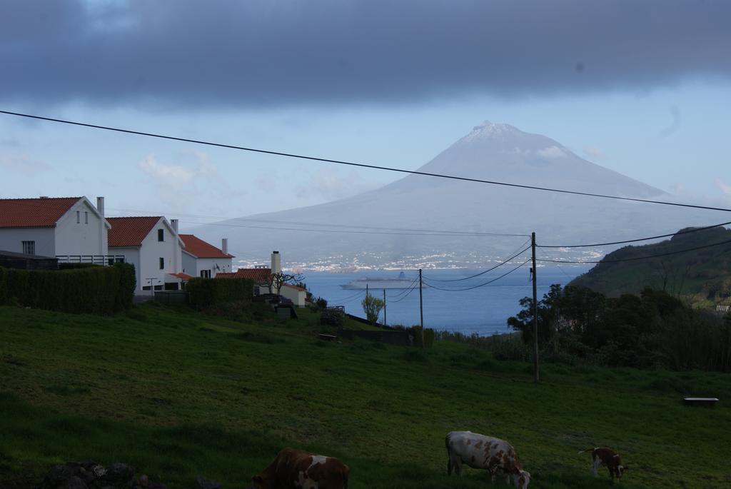 Apartamentos Praia Do Almoxarife Horta  Dış mekan fotoğraf